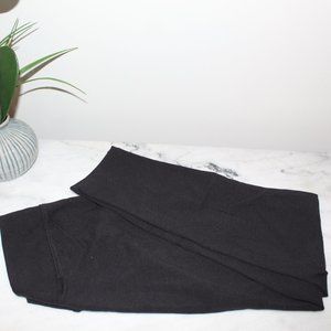 SOLD!! NWT Simply Vera/Vera Wang Leggings